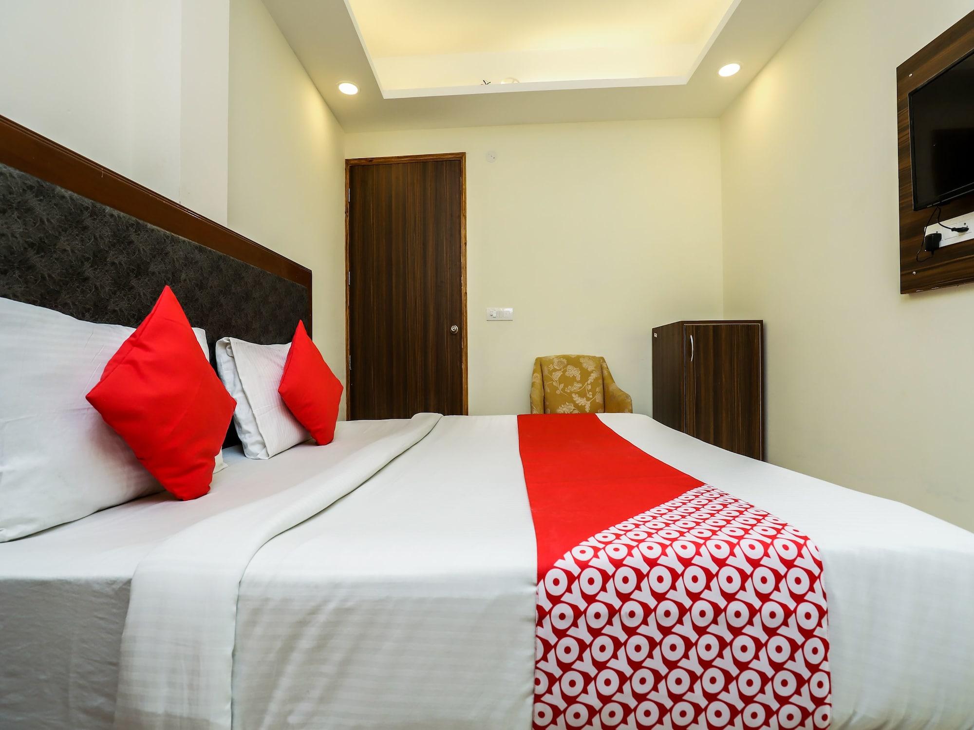 Hotel Moreton Igi Airport 뉴델리 외부 사진